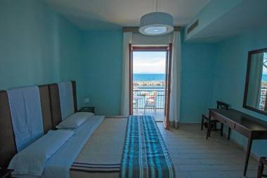 Sea Breeze Residence