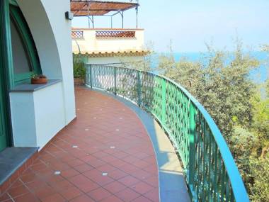 Charming Holiday Home at Massa Lubrense Naples with Balcony