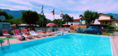 Apartments Camping Italia' 90