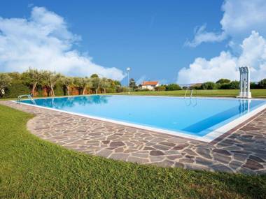 Modern Holiday Home with Swimming Pool in Lombardy