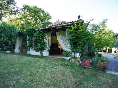 Historical Cottage in Montefiore Conca by the Lush Forest