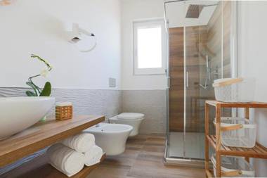 Amore Rentals - The Phoenix