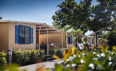 hu Venezia Camping in Town