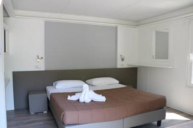 hu Venezia Camping in Town