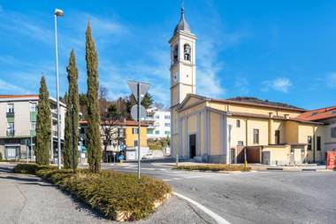 Bright Apartment Como Cavallasca