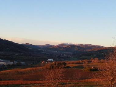 Lovely Holiday Home in Monte Colombo on Farm