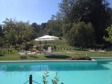 Cozy Apartment with Swimming Pool in Meina Italy