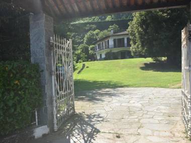 Elegant Villa in Meina with Private Garden