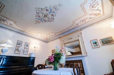 Charming House Bice - by MyHomeInComo