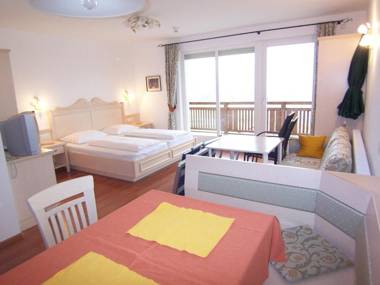 Appartement Tschivon