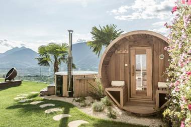 Romy & Johannes Guesthouse