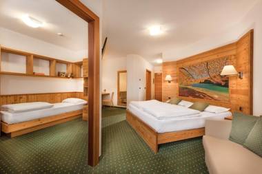 Family Hotel Adriana