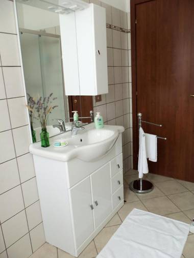 CASA DI CILIEGI - ANTICO CASALE IMMERSO IN THE GREEN OF MONFERRATO