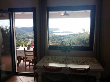 Quaint Holiday Home in Geremeas Sardinia with Sea view