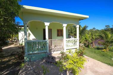 R&V VILLA