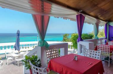 Montego Bay Club