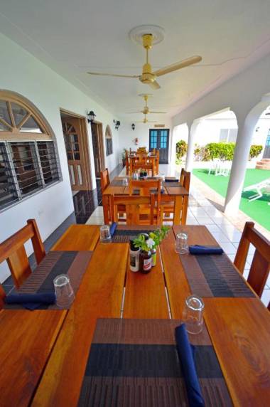 Sunset Resort & Villas