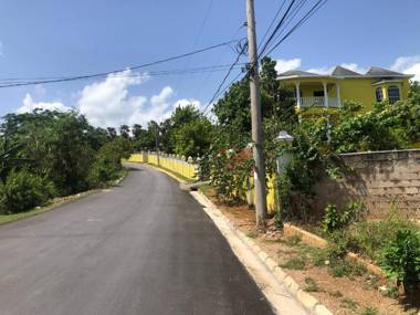 Pura Vida Jamaica
