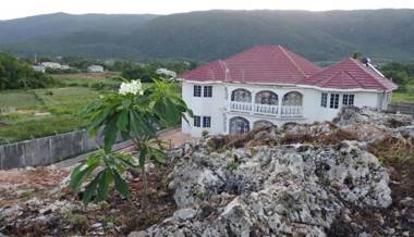 Eve's Rockaway Villa