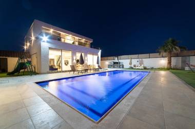 Aroma Chalet Dead Sea