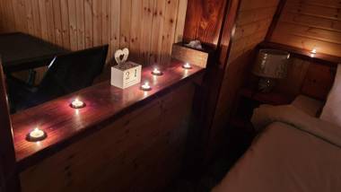 New Luxurious Modern Studio