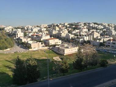 Dair Ghbar Gate Apartments