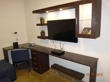 Royal Luxury Apartments & Studios 2