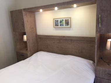 The Royal Luxury King Apartment