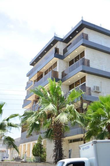 Rakeen Hotel