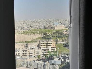 Liv Weibdeh Hotel Suites