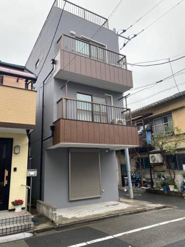 Hikari House