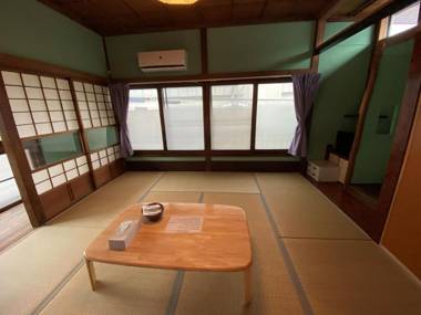 Yokohama Guesthouse HACO. TATAMI.