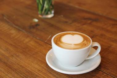 haku hostel & cafe bar