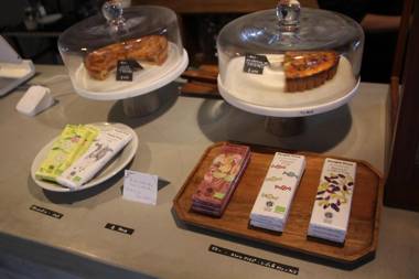 haku hostel & cafe bar