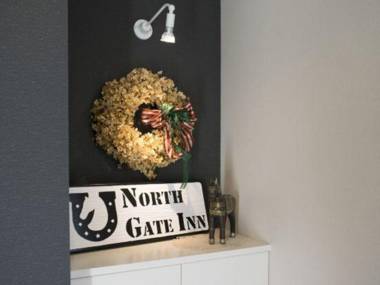 North Gate Inn Abira