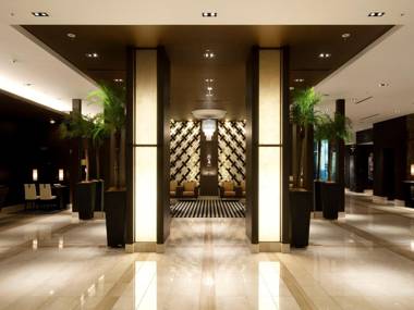 Apa Hotel Tokyo-Shiomi-Ekimae