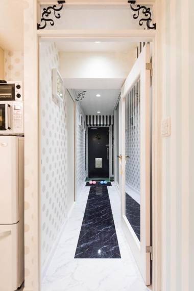 Higashi-Shinjuku Station Apartment