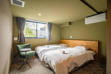 Wise Owl Hostels River Tokyo