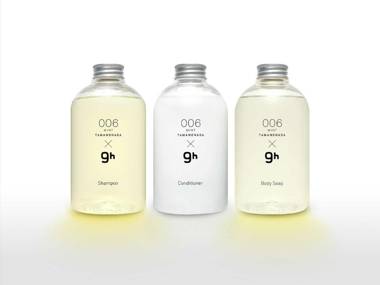 nine hours woman Shinjuku