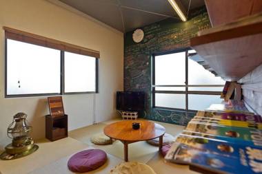 GrapeHouse Koenji - Hostel - Caters to Women