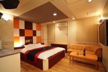 Restay DEE (Adult Only)