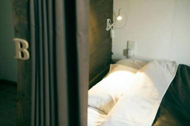 Otaru Tap Room & Hostel