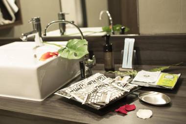 Hotel Zen (Adult Only)