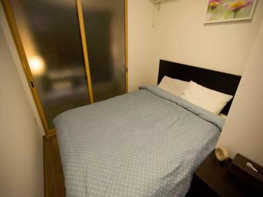 EX 2 Bedroom House near Shinosaka