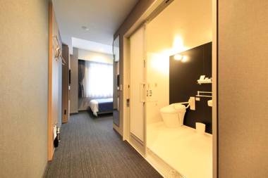 Quintessa Hotel Osaka Shinsaibashi Comic & Books