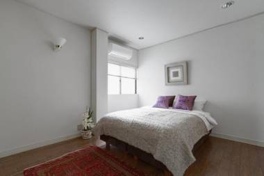 KB1*Unique HUGE house for family /JR +subway