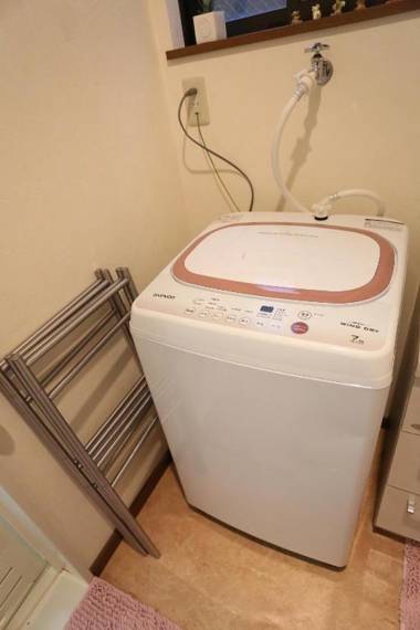 OSAKA TSURUHASHI PRIVATE HOUSE