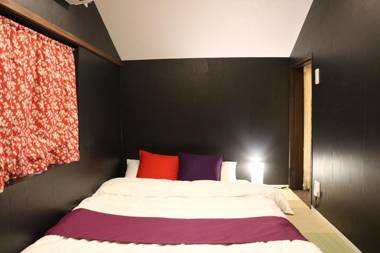 USJまで2駅 2階建ダイニング吹き抜けの開放的な大人の和洋室 in Sakura Villa