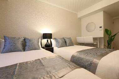 Elizabeth Garden Shinsaibashi