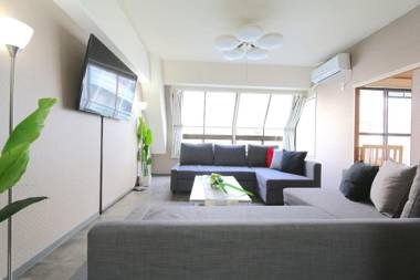 EG51 Elizabeth Garden